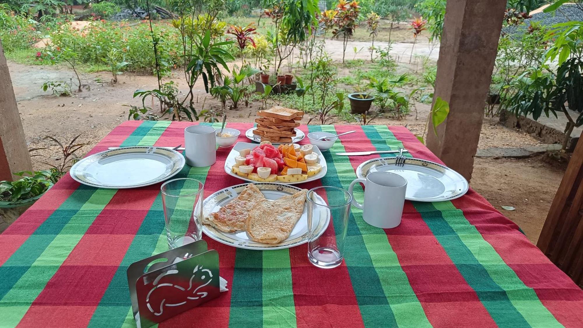 Sigiriya Rock View Tree House Villa ภายนอก รูปภาพ